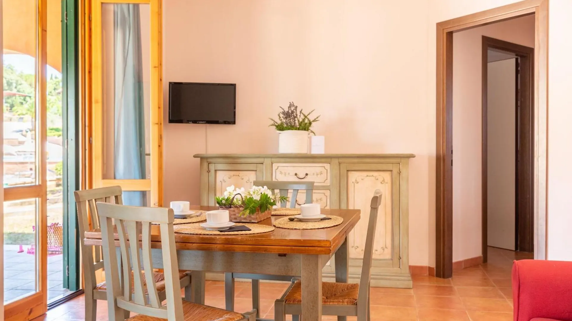 Apart Otel Isa-Residence With Swimming Pool Surrounded By Greenery Just 5 Minutes From Massa Marittima